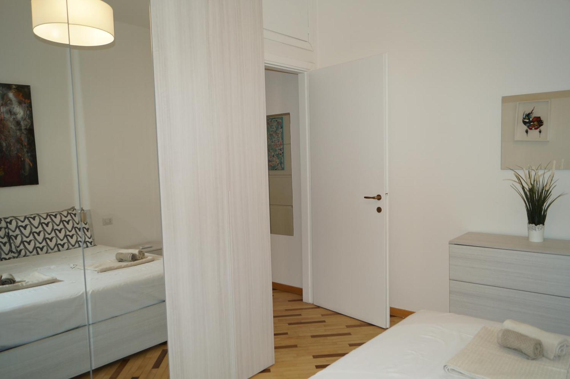 Art Home Apartment Navigli Milan Luaran gambar